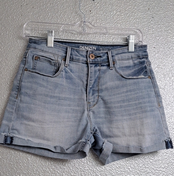 Denizen Levi's High Rise Shorts  Size 4  Waist 27 - Picture 1 of 6